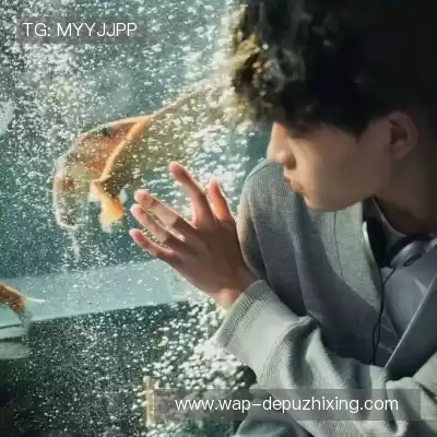 荣杏暖